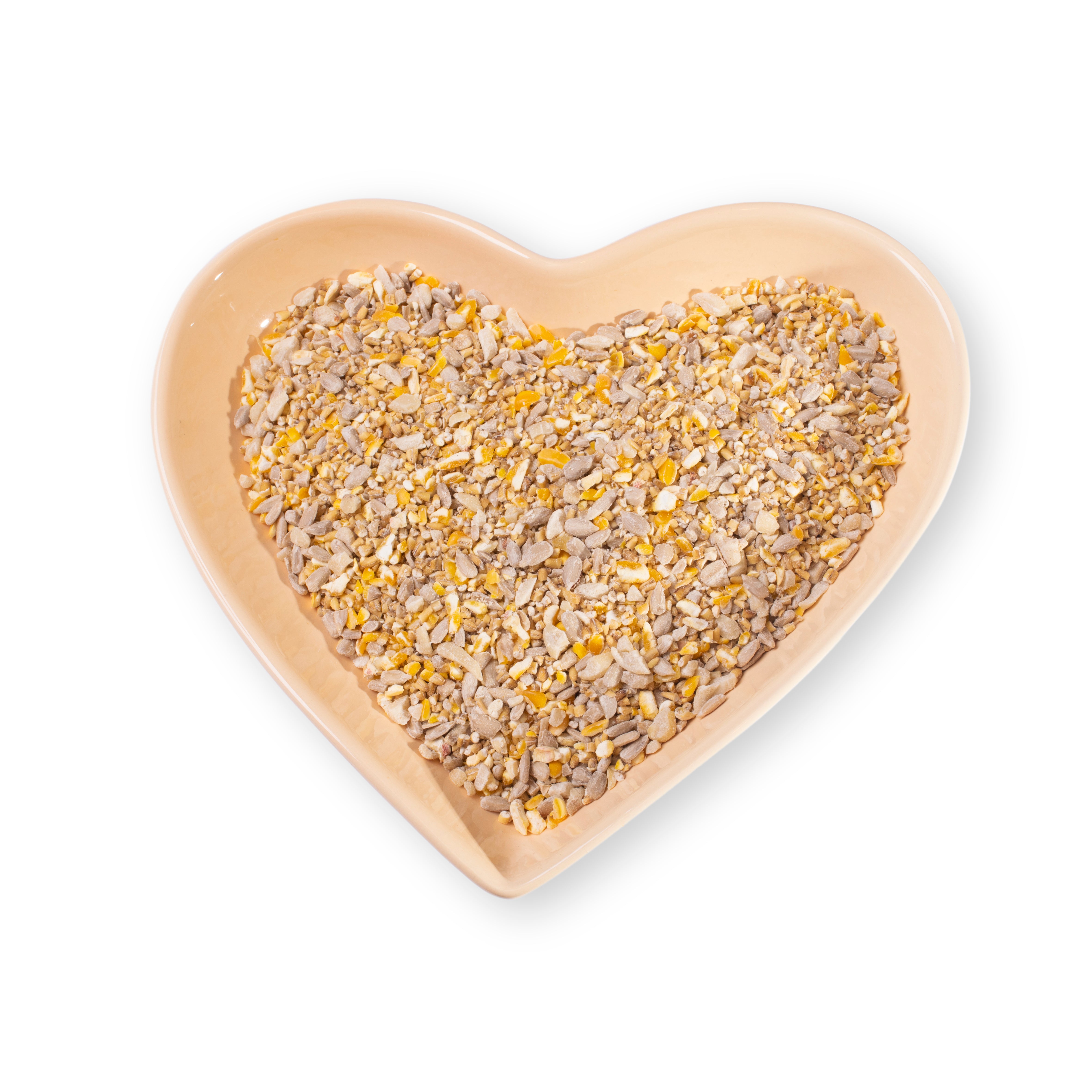 Garden Bird Food. Contains Natural Pinhead Oats, Sunflower Hearts, Kibbled Maize and Peanut Granules.